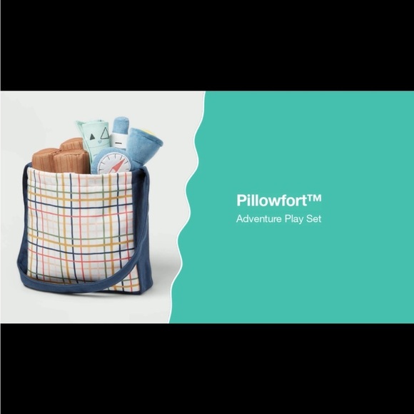 NWT adventure play set Pillowfort toy faux wood logs torch map camping - Picture 2 of 8